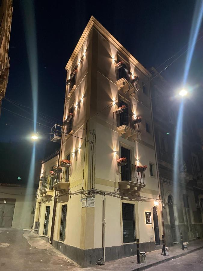 Vicolo San Gaetano -Luxury Rooms- Aeroporto di Catania Fontana Rossa Esterno foto