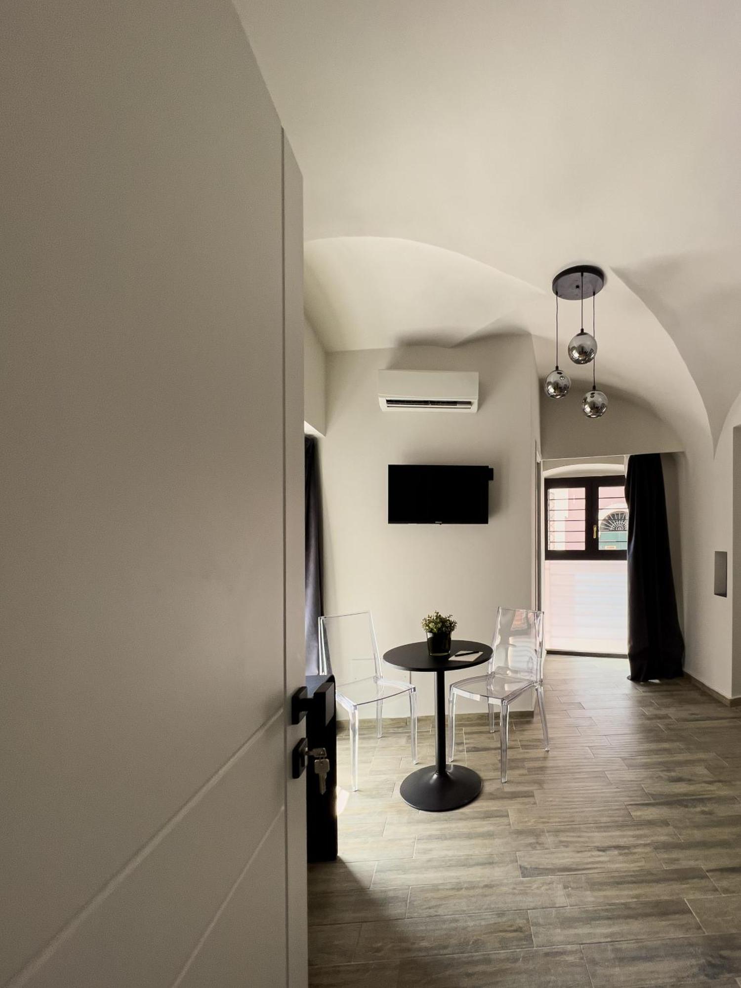 Vicolo San Gaetano -Luxury Rooms- Aeroporto di Catania Fontana Rossa Esterno foto